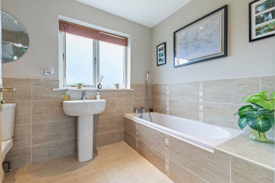 4 Lord Wardens Parade