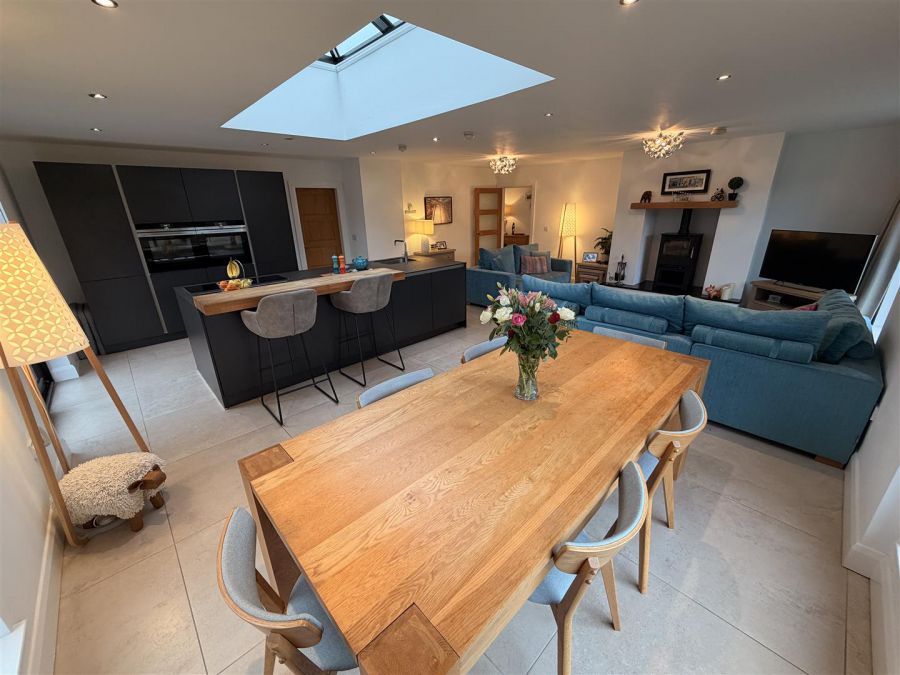 102 Crawfordsburn Road