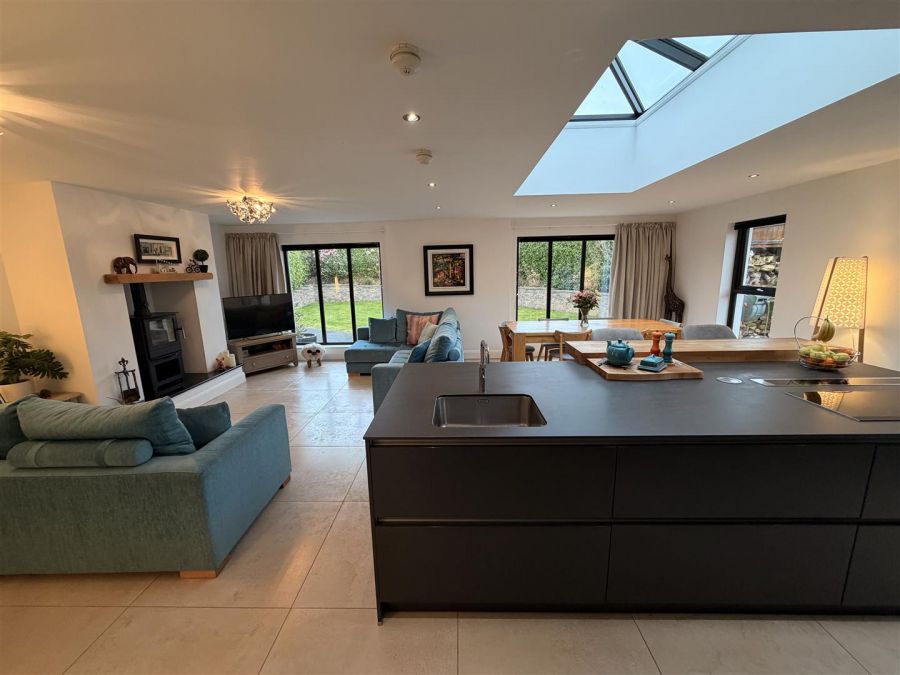 102 Crawfordsburn Road