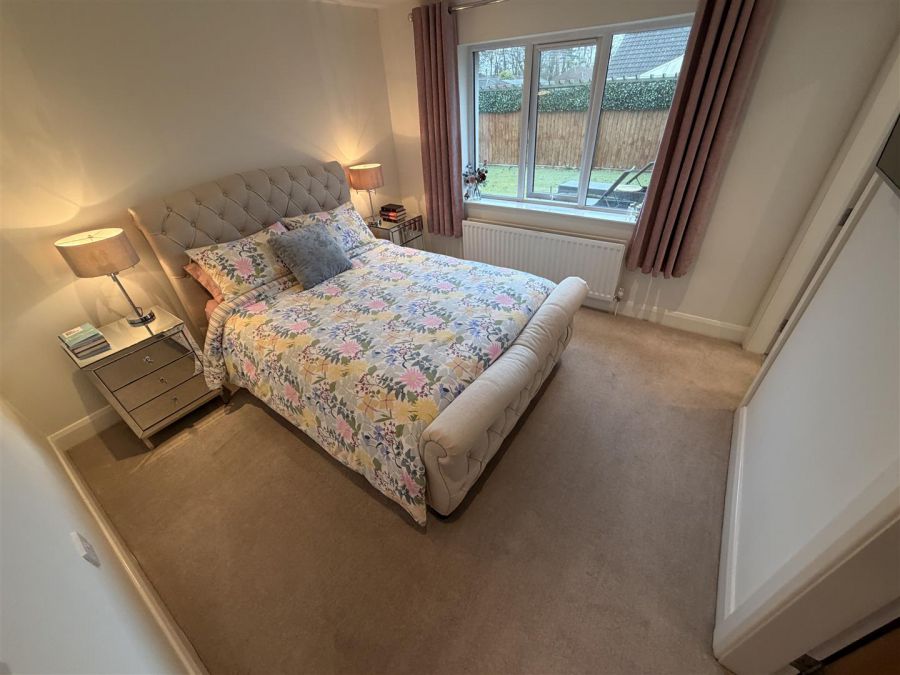 102 Crawfordsburn Road