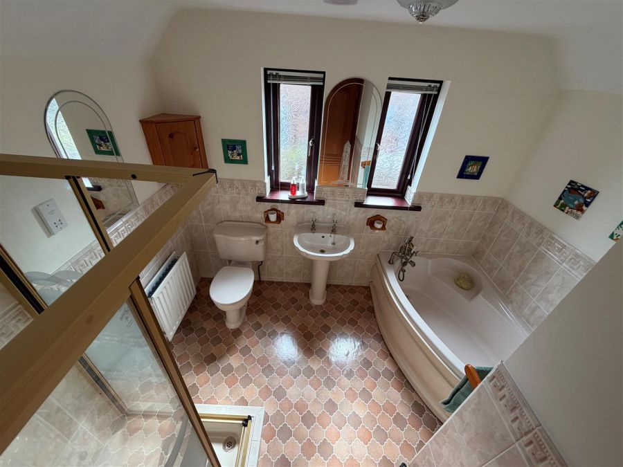 2 Lord Wardens Grange