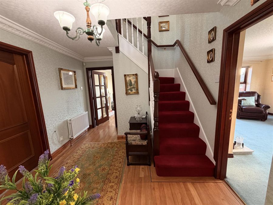 2 Lord Wardens Grange