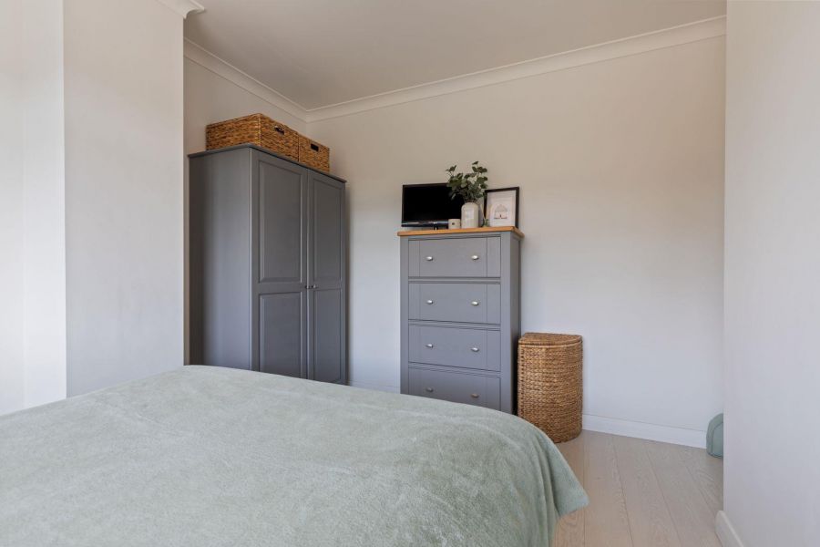 3 Sinclair Road North