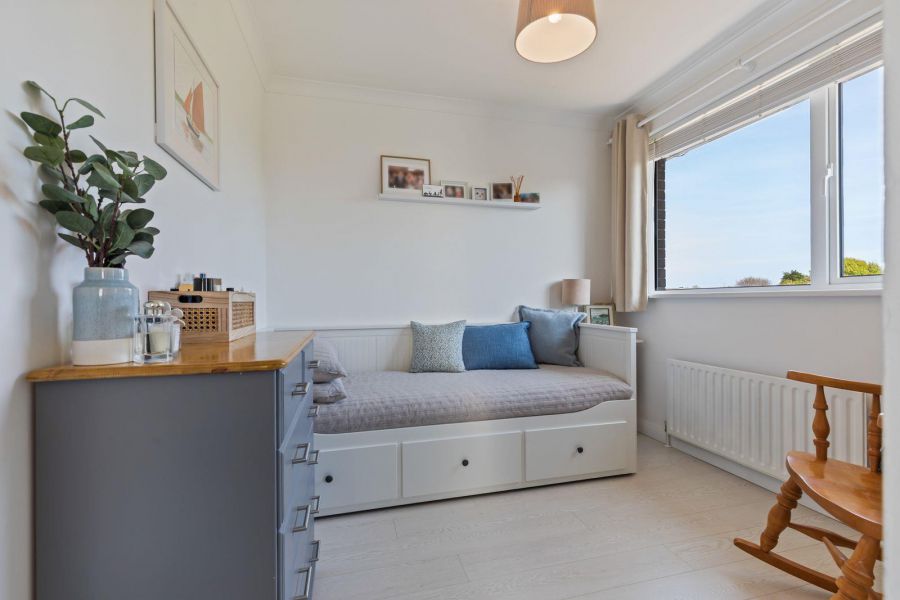 3 Sinclair Road North