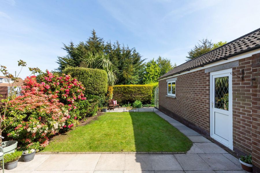 3 Sinclair Road North