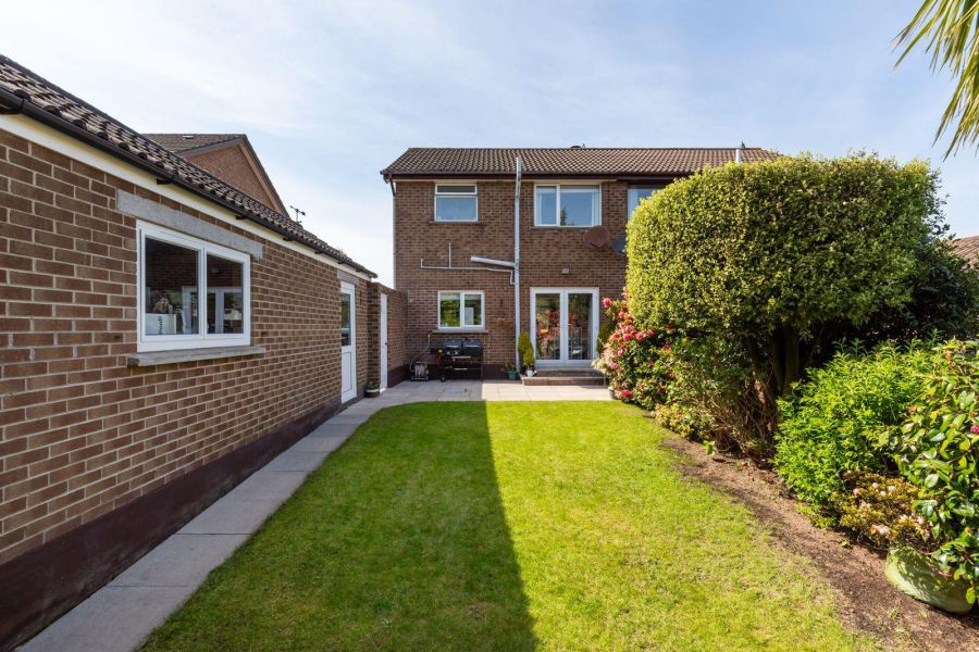 3 Sinclair Road North