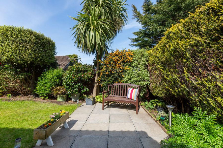 3 Sinclair Road North