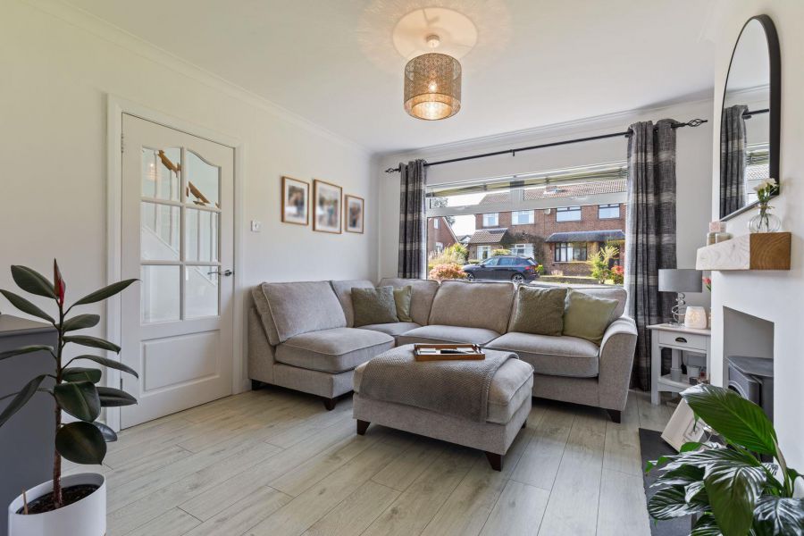 3 Sinclair Road North