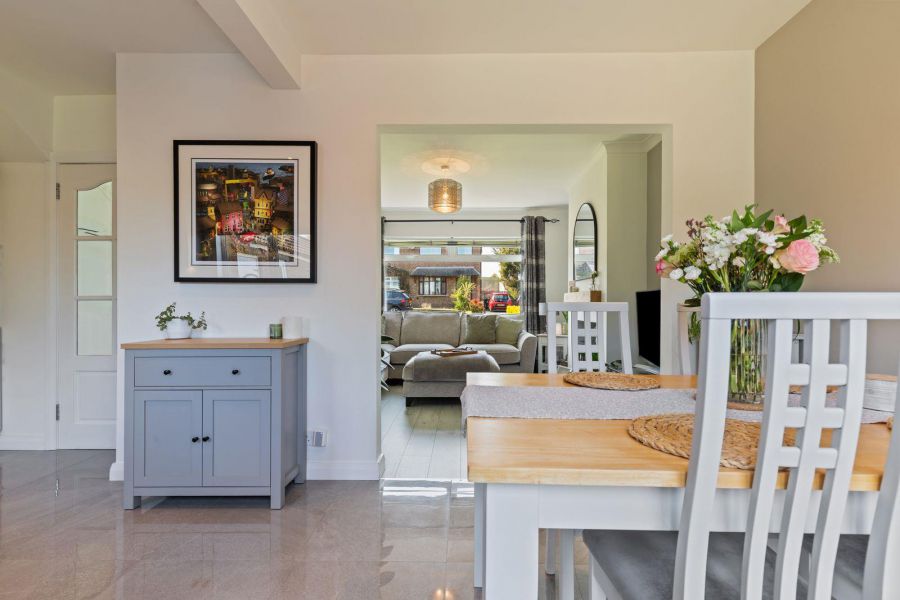 3 Sinclair Road North