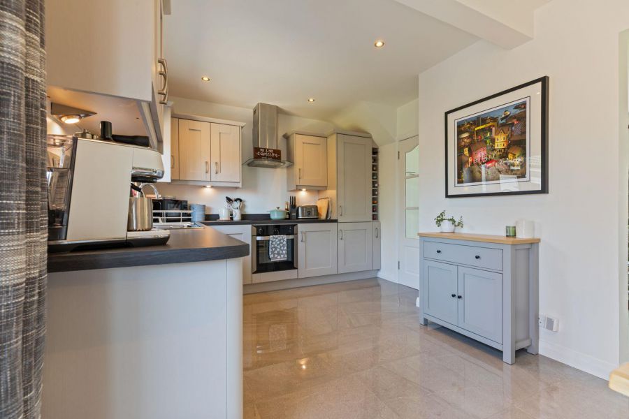 3 Sinclair Road North