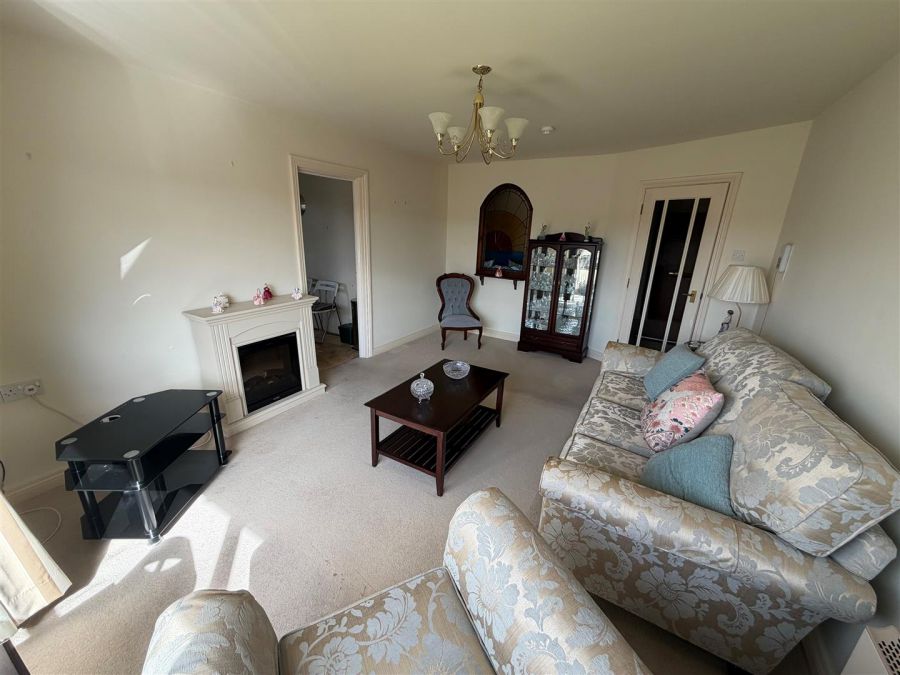 30 Roseville Apartments