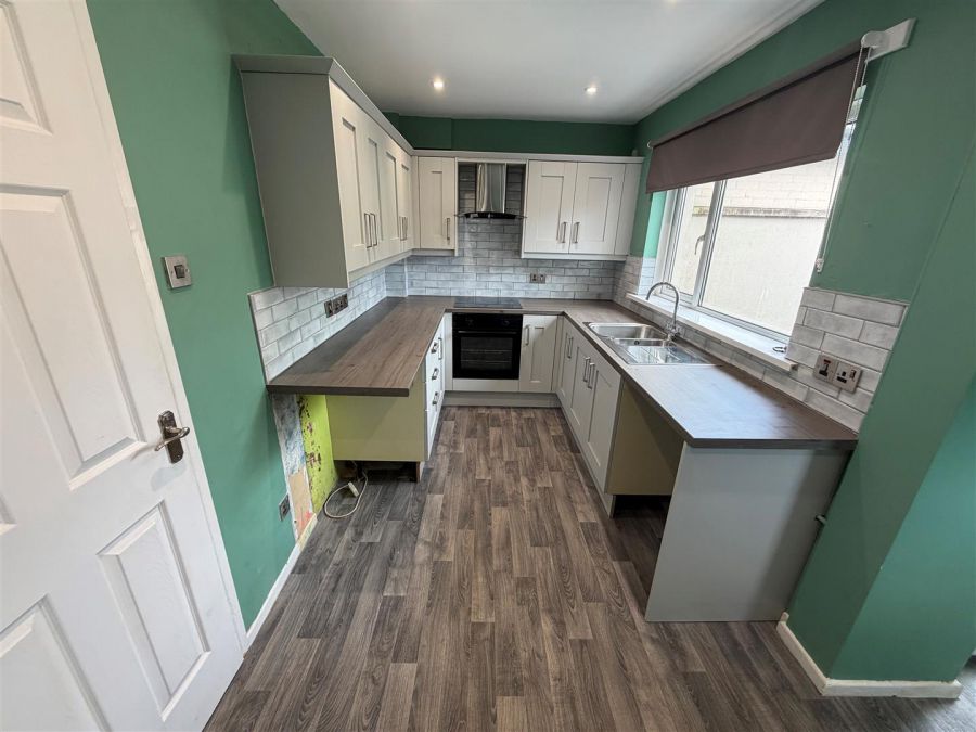 7 Clandeboye Place