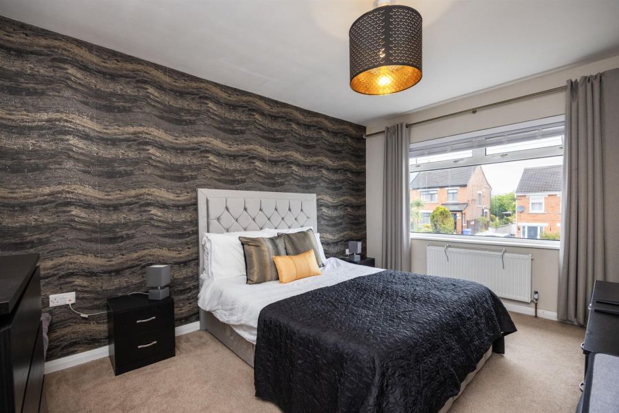 25 Silverstream Drive