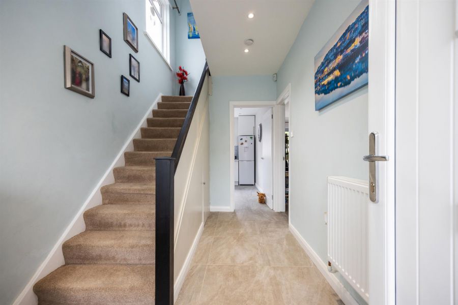 25 Silverstream Drive