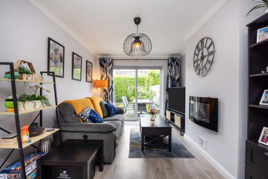 25 Silverstream Drive