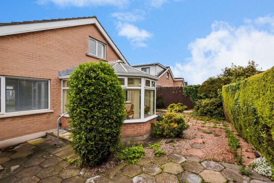 30 Navar Drive