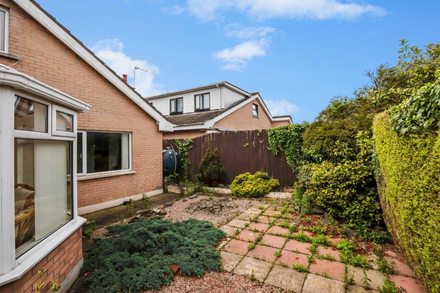 30 Navar Drive