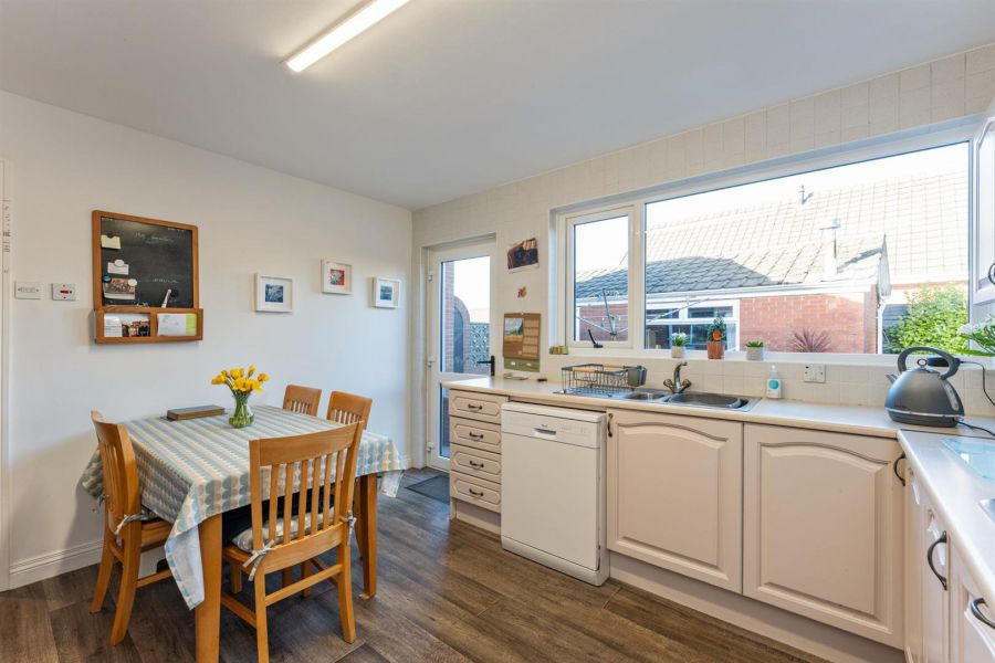 12 Pinehill Road