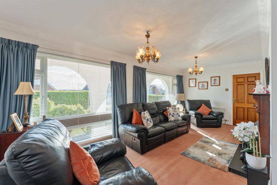 12 Pinehill Road