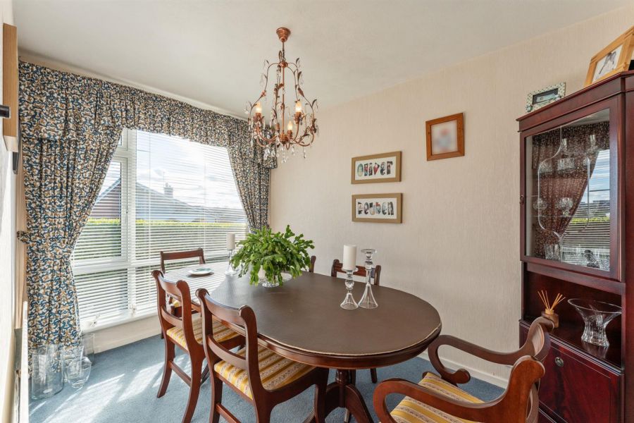 12 Pinehill Road