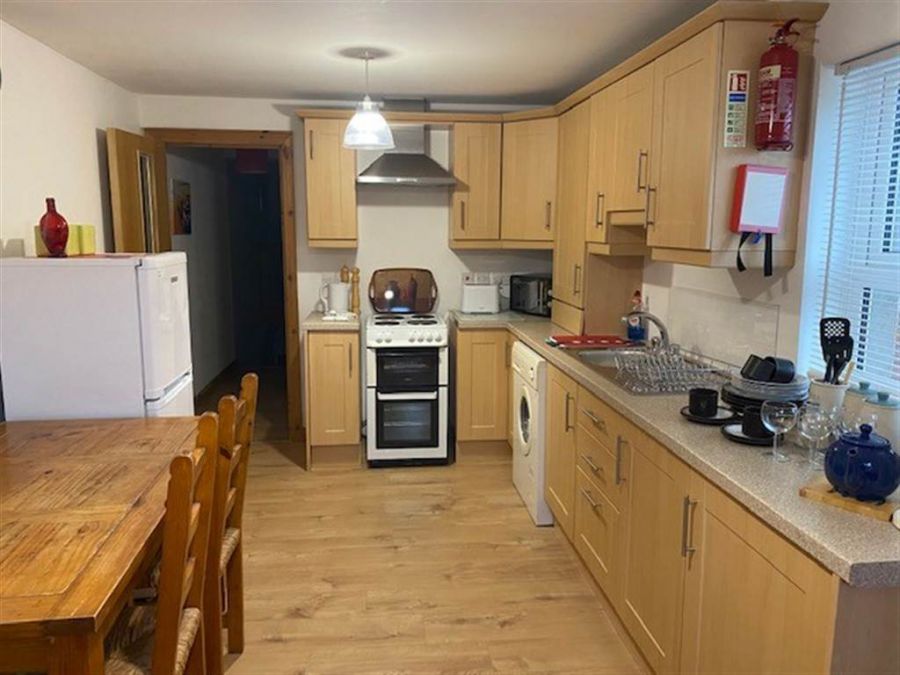 49B Sandhurst Gardens