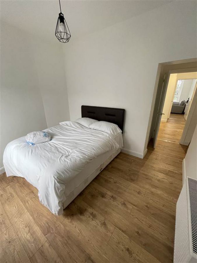 49 Ballygomartin Road - Flat 2