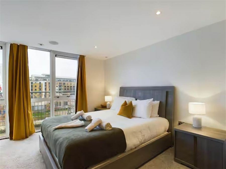 18 Shaftesbury Court