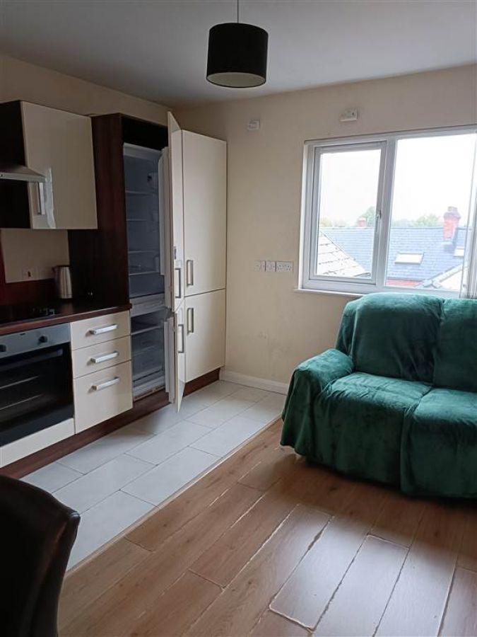 78 Fitzroy Avenue Flat 4