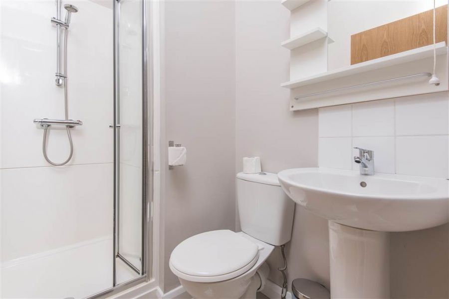 78 Fitzroy Avenue Flat 4