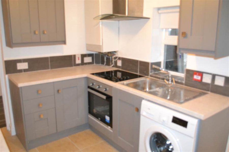 4 Fitzroy Avenue, Flat 1