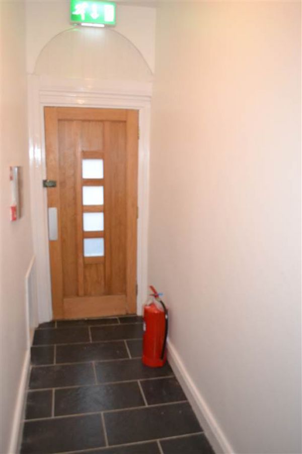 4 Fitzroy Avenue, Flat 1