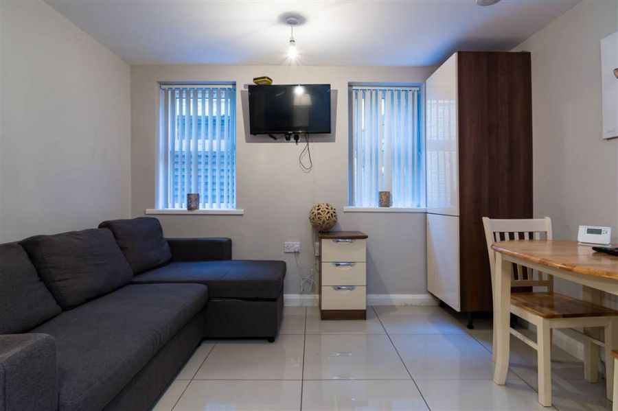 90 University Street Apartment 2