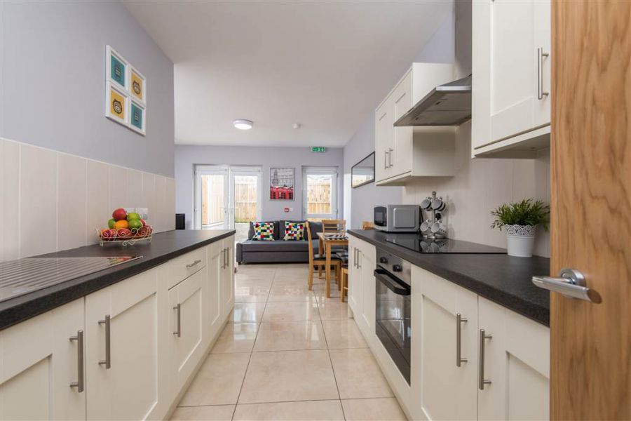 118 Eglantine Avenue - Flat 4