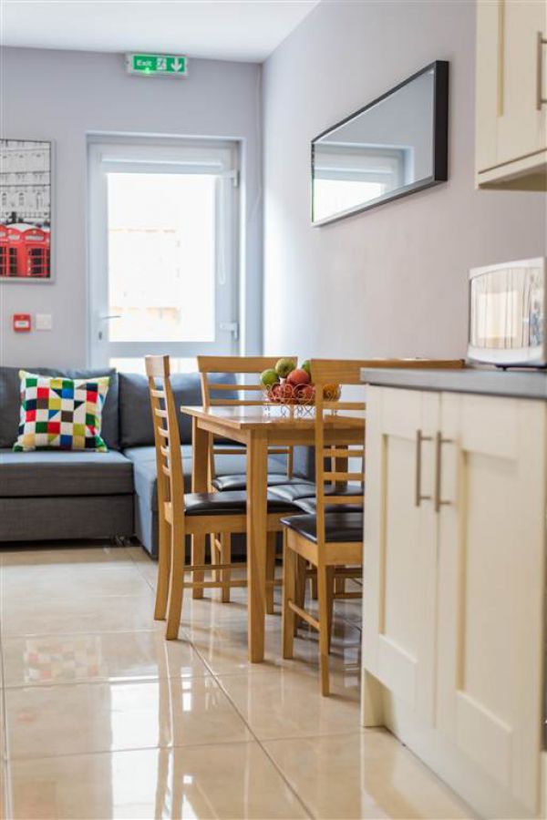 118 Eglantine Avenue - Flat 4