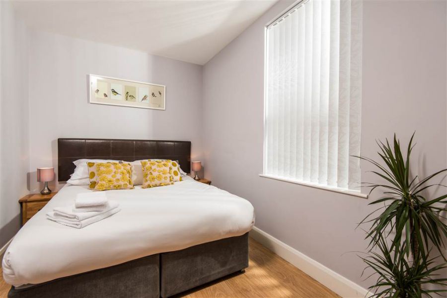 118 Eglantine Avenue - Flat 2
