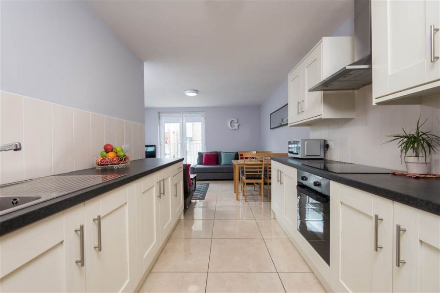 118 Eglantine Avenue - Flat 6