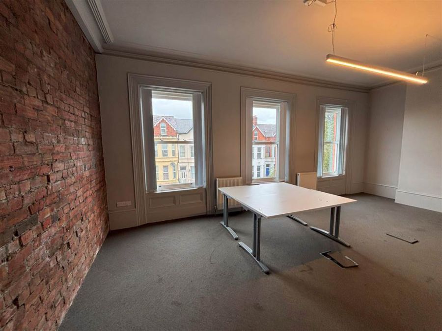 169 University Street Office 4