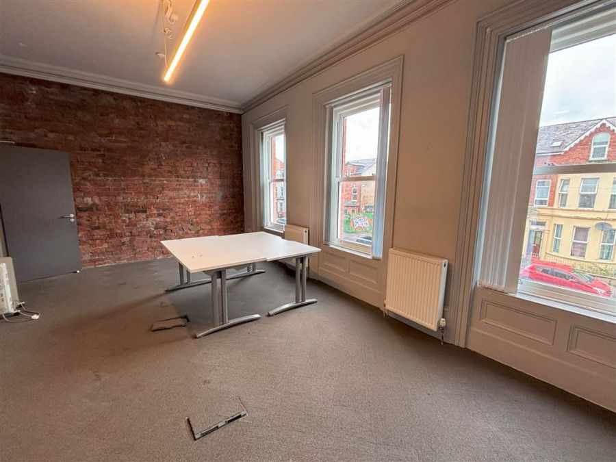 169 University Street Office 4