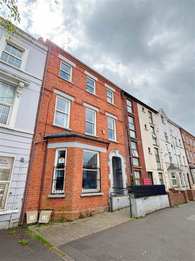 169 University Street Office 4