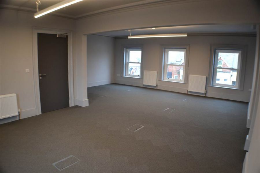 169 University Street Office 6