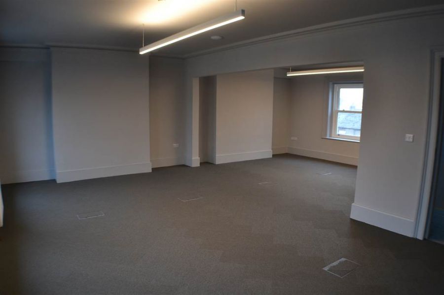169 University Street Office 6
