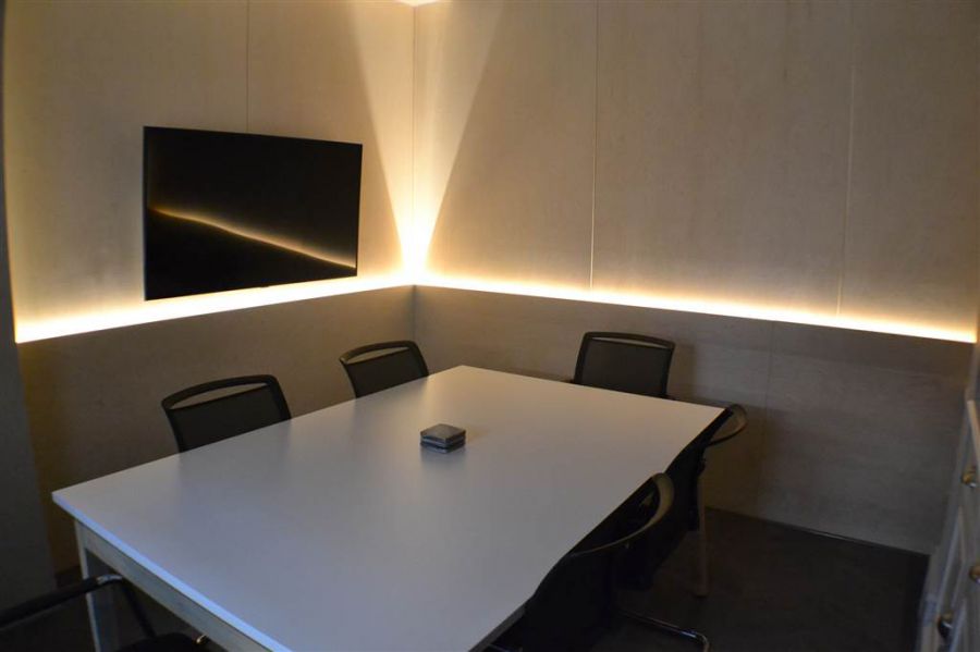 169 University Street Office 6