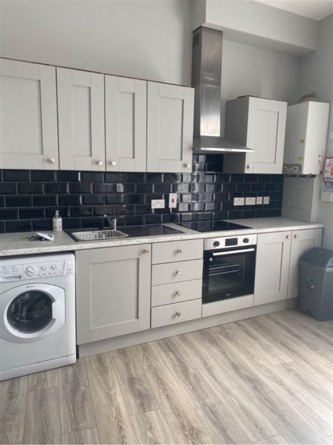 30 Camden Street, Flat 2