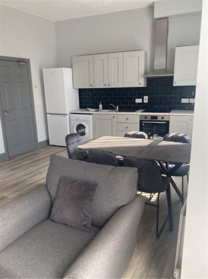 30 Camden Street, Flat 2