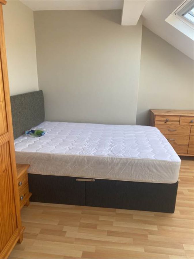 30 Camden Street, Flat 2