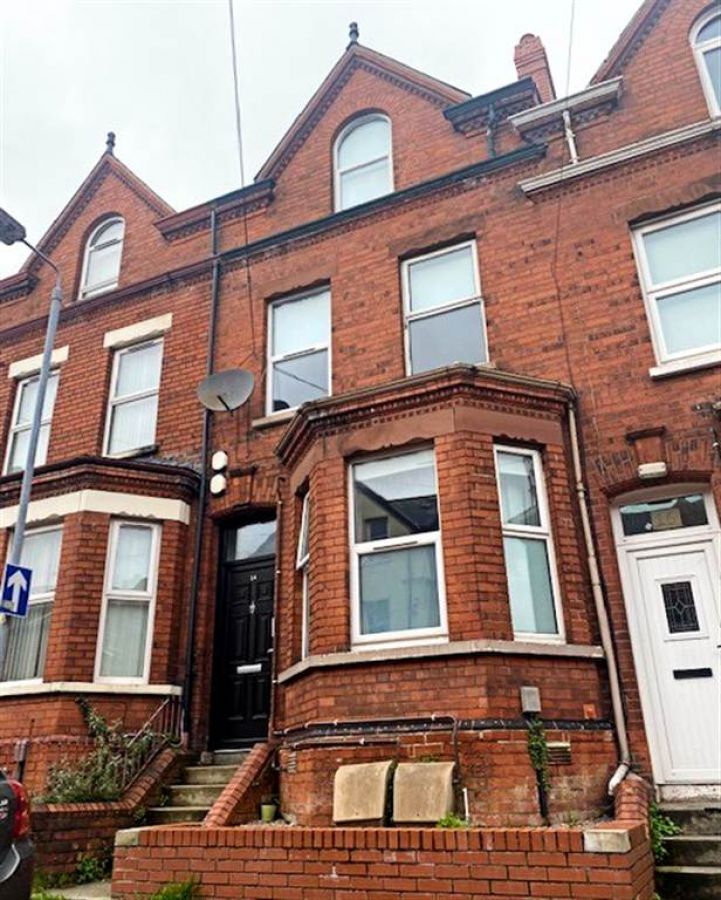 12 Elaine Street, Flat 2