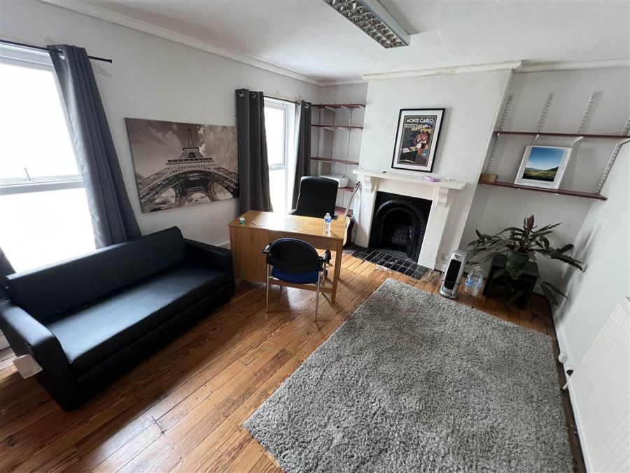 129 University Street - Office 6