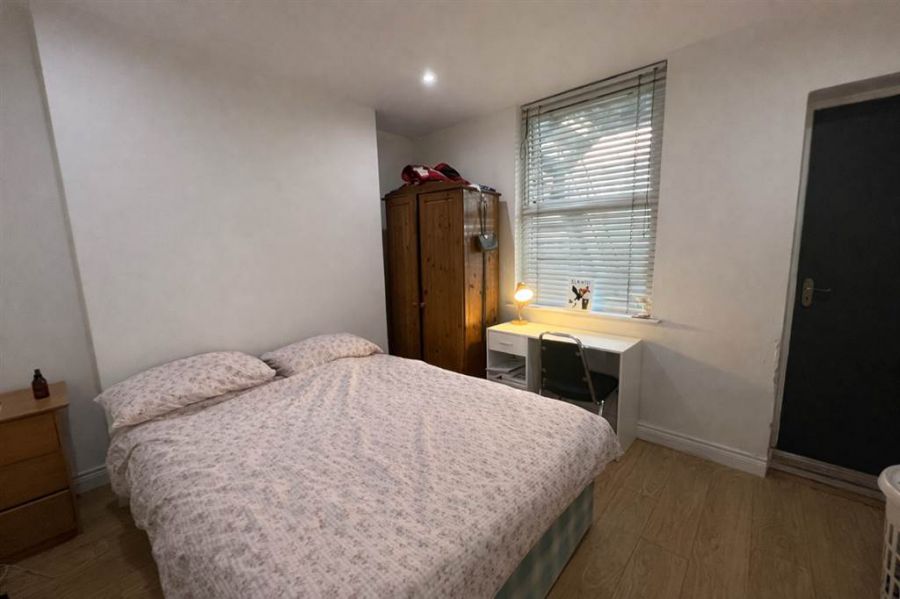 1 Westminster Street - Flat 1