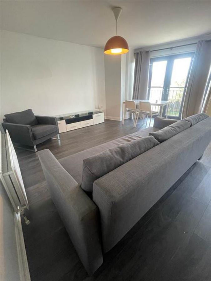 Apartment 11 Gardiners Square