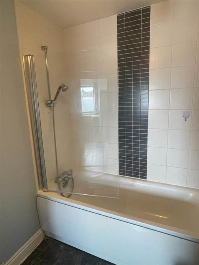 Apartment 11 Gardiners Square